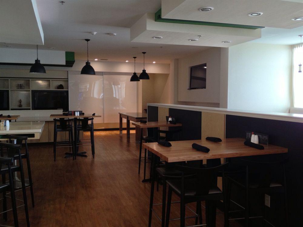 Holiday Inn Roswell By Ihg Esterno foto