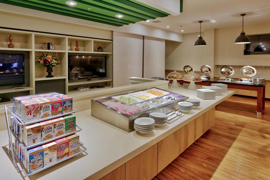 Holiday Inn Roswell By Ihg Esterno foto